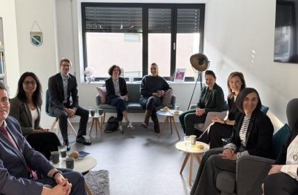 Unternehmerinnen-Frühstück stärkt regionale Netzwerke zwischen Wirtschaft Politik und (Foto: Fachhochschule des Mittelstands)